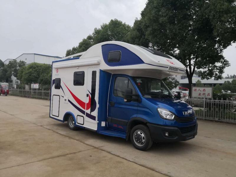 依维柯C型欧胜旅居房车，是实现您 “生活中旅行，旅行中生活”