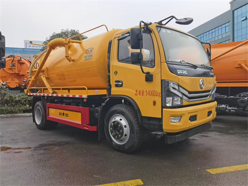 东风多利卡10方清洗吸污车（重载版）