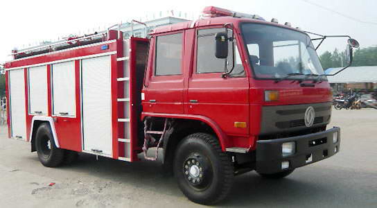 东风153泡沫消防车（6吨）