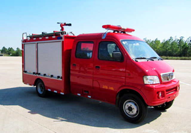 东风小型水罐消防车